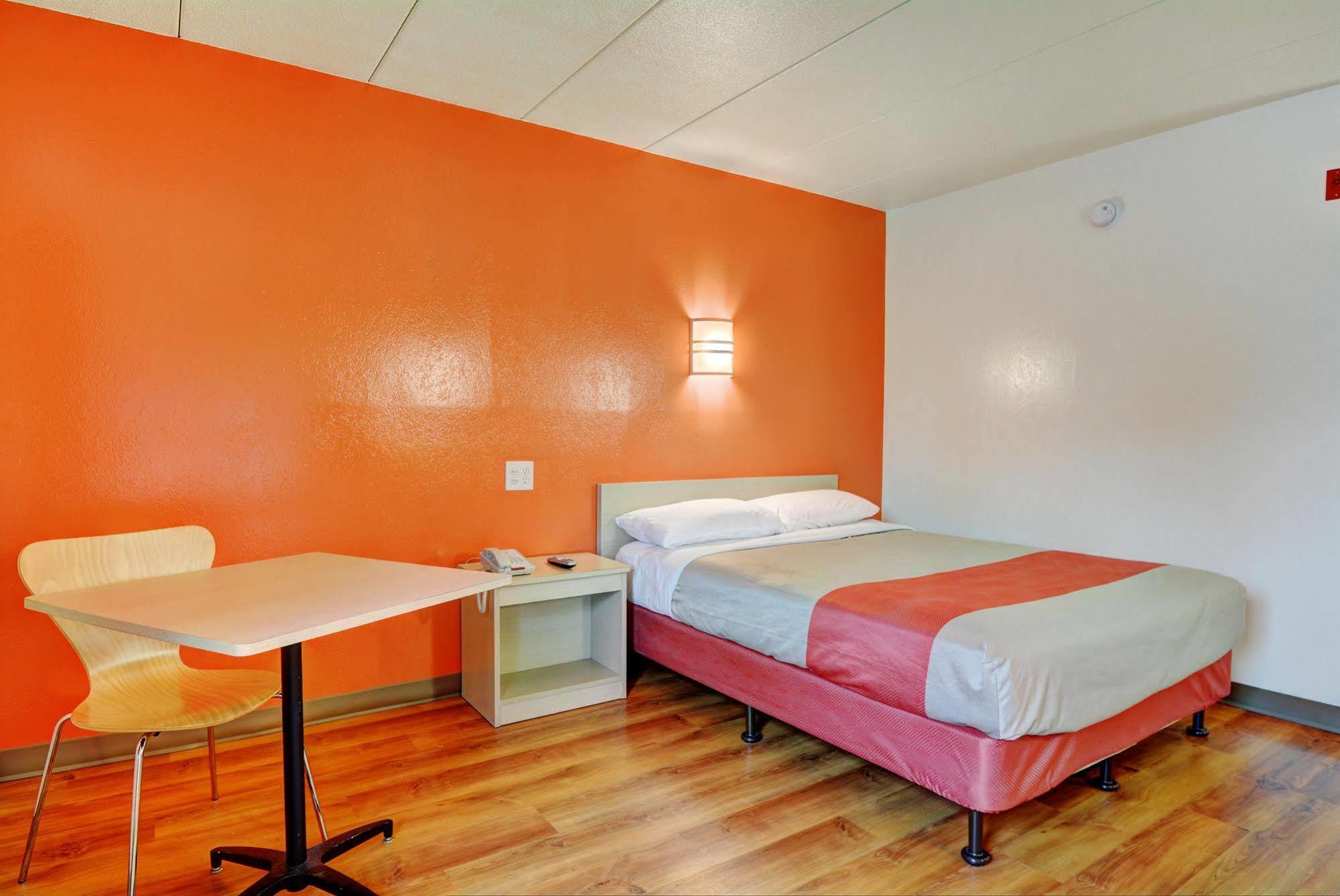 Motel 6-Seekonk, Ma - Providence East Екстер'єр фото